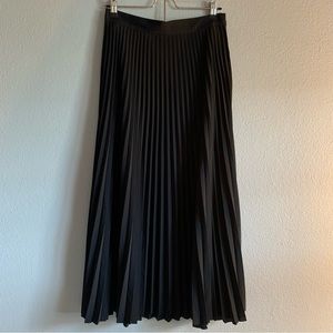 And Other Stories Black Pleated Midi / Maxi Black Classic Skirt Size 4